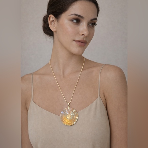 Source Unknown Jewelry - Gold Round Pendant Necklace | Adjustable
